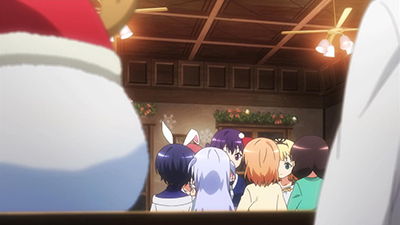 少女は赤い外套を纏いウサギを駆りて聖夜の空を行く