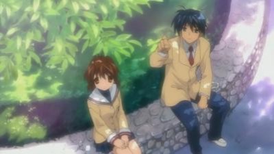 桜舞い散る坂道で