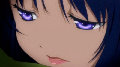 地を這う少女の不思議な刹那